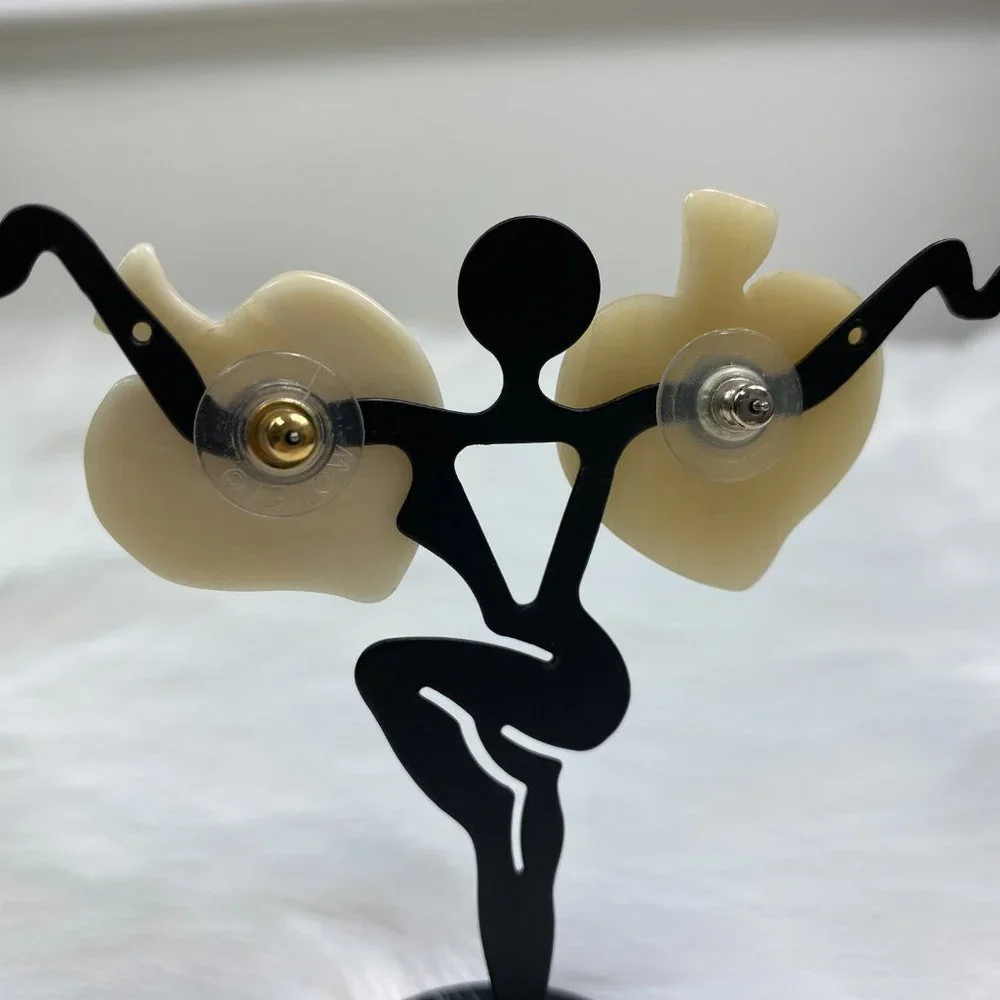Vintage Cream Bone Spade Pierced Earrings